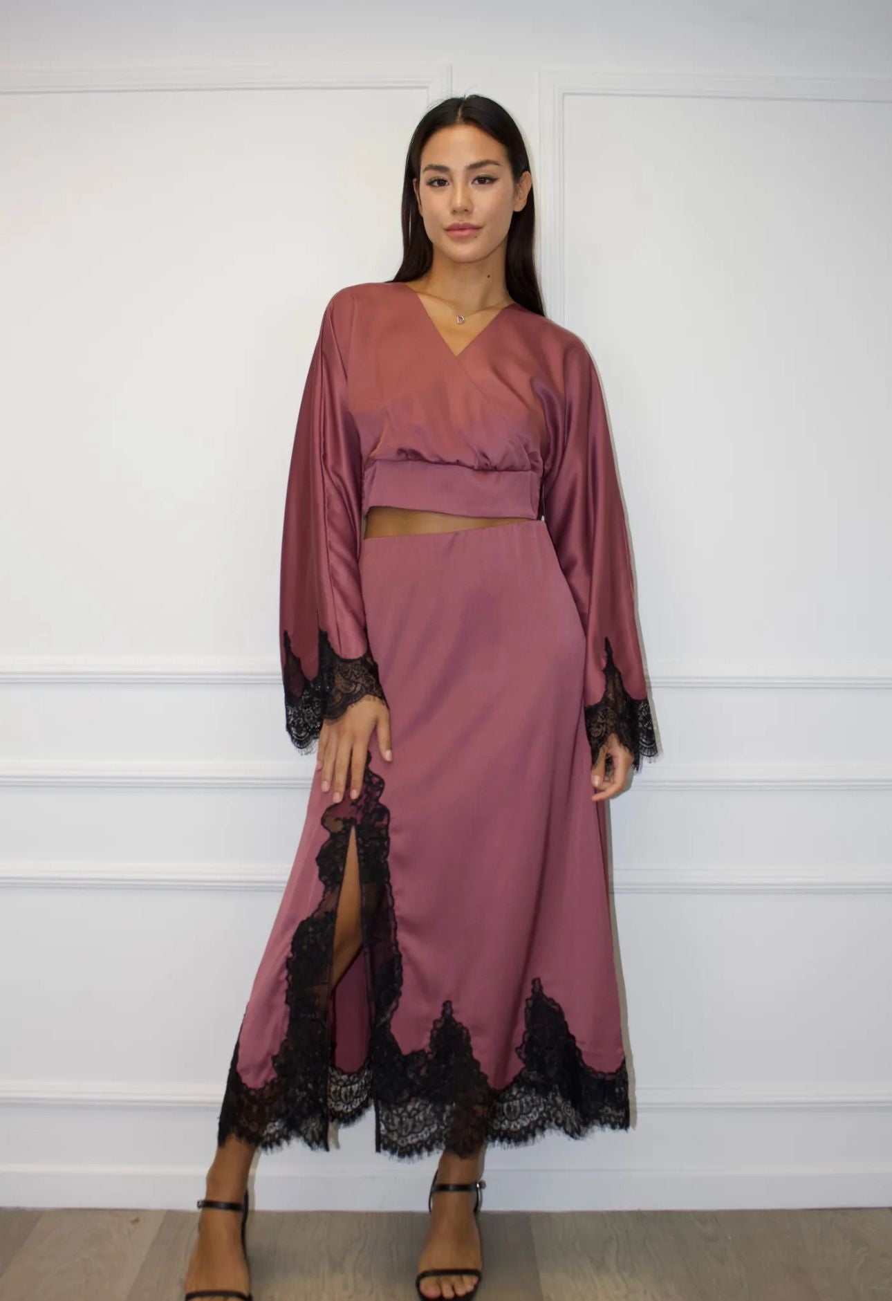 Coco Spike Set with Lace